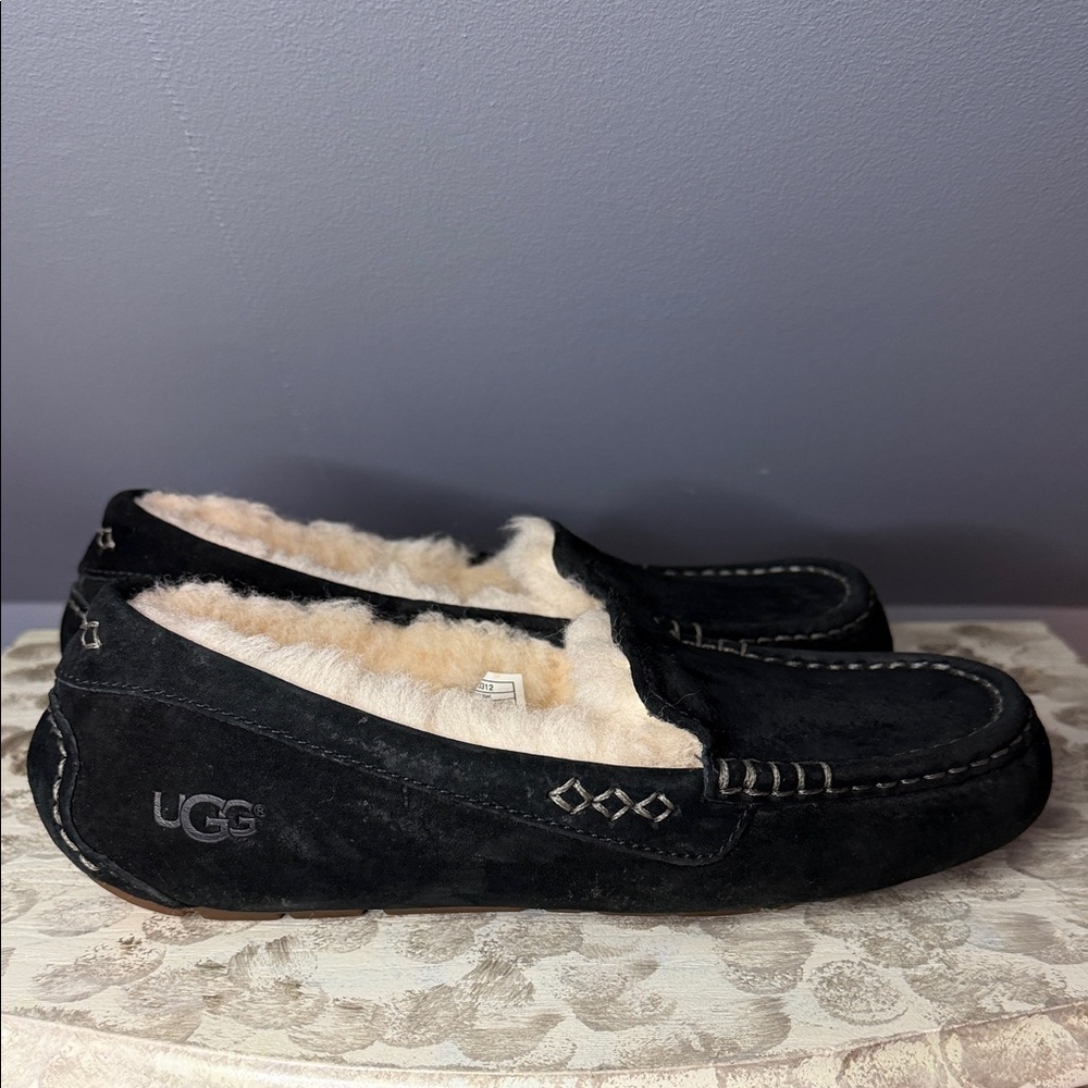 UGG Women’s Ansley - Picture 3 of 5